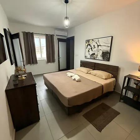 5b Luxury Διαμέρισμα